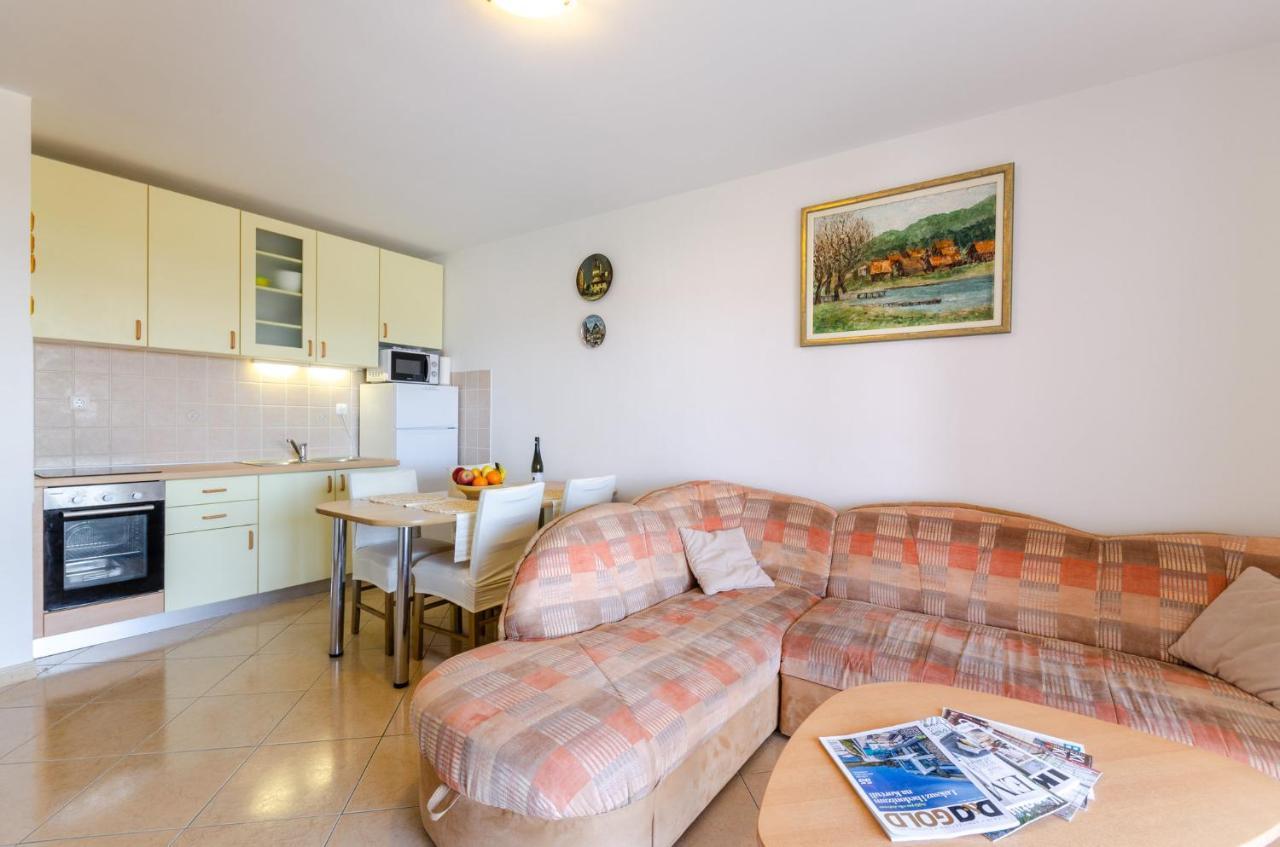 Juanita Apartment Драмал Екстериор снимка